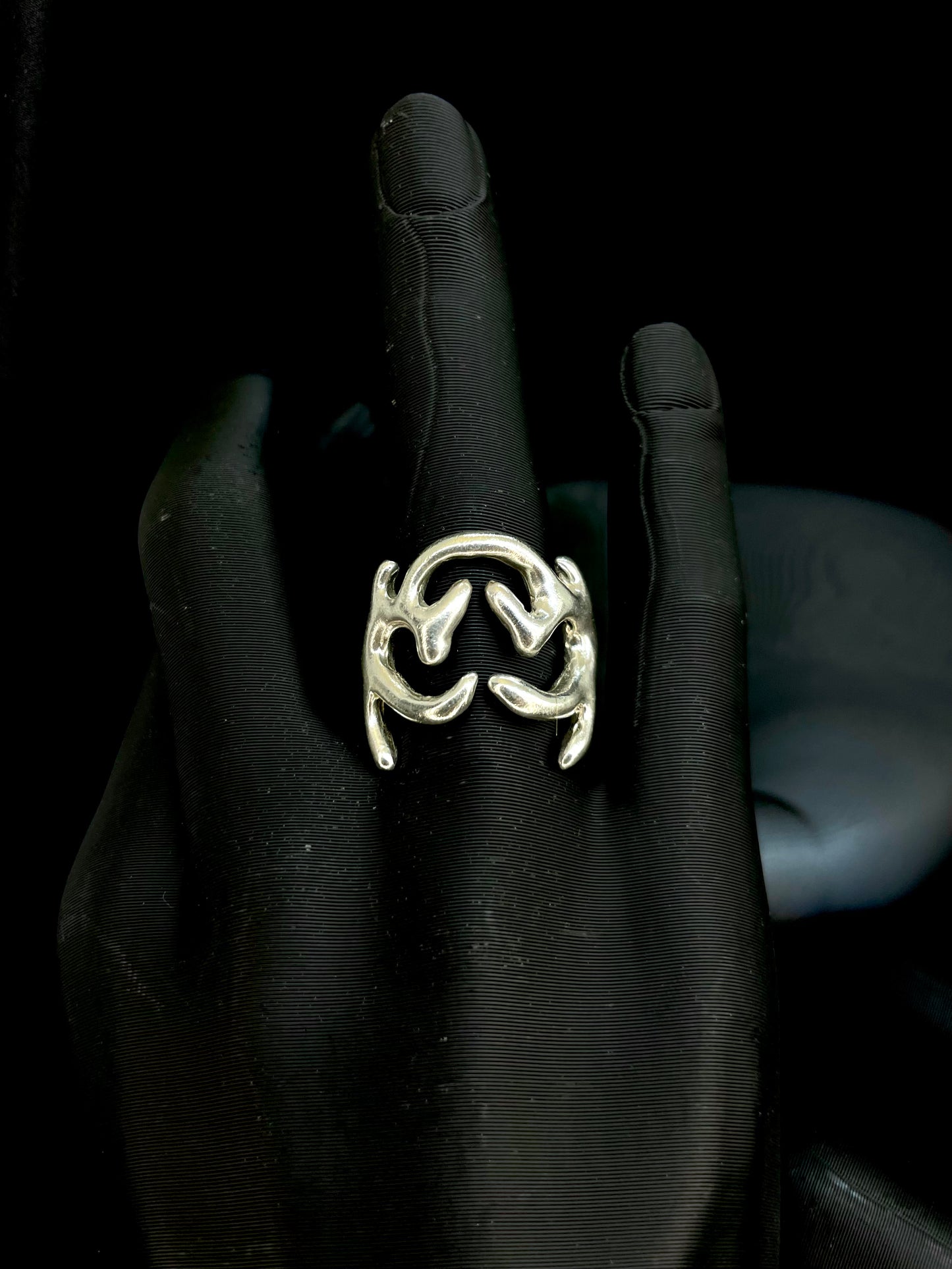 Anillo Nio