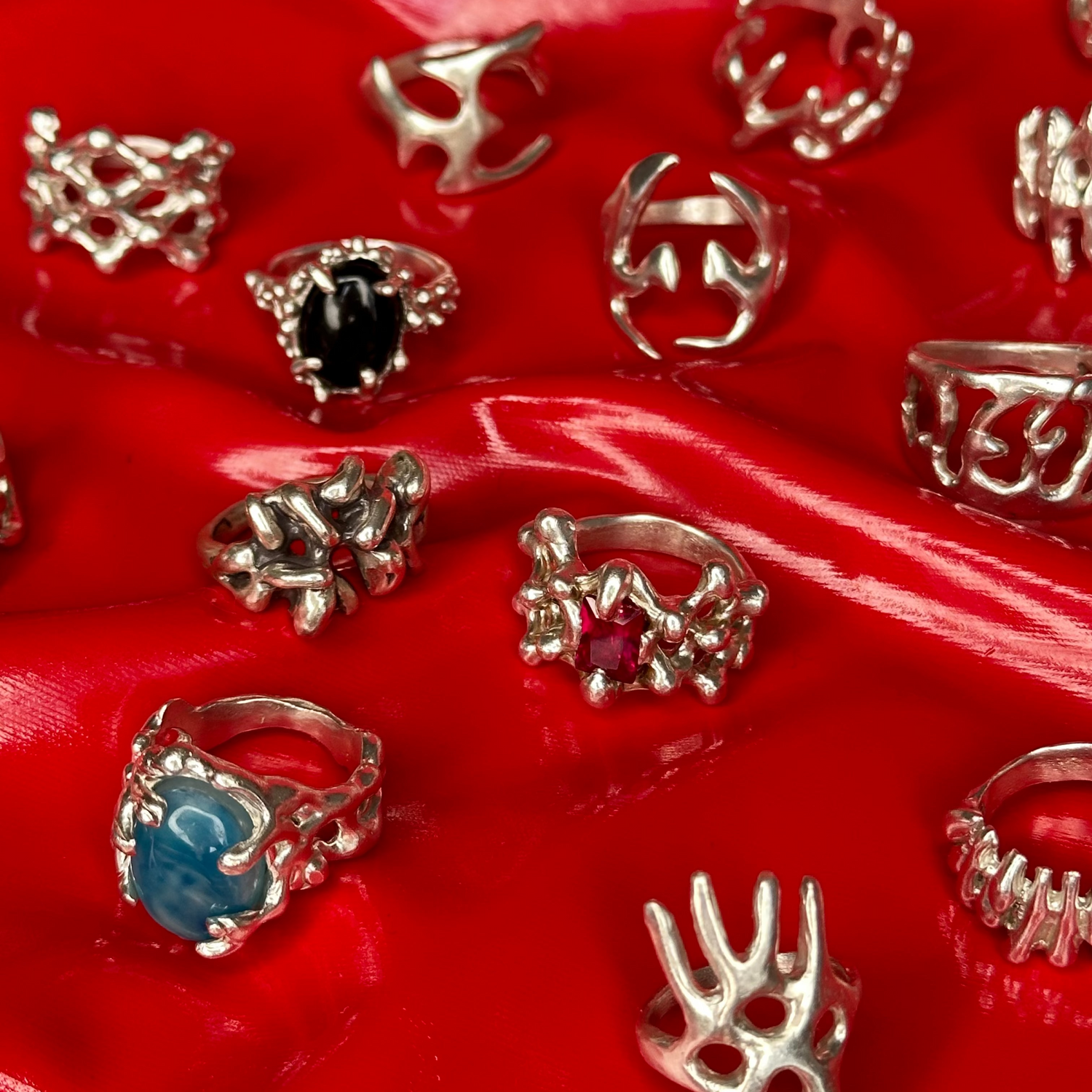Anillos